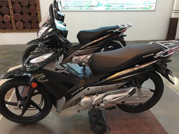Chine 110CC moto actionnée par EngineGas, projecteur élastique de Seat LED de vélo de Sanya fournisseur