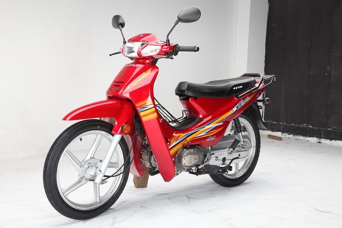 La couleur rouge CUB superbe font du vélo la consommation basse d'énergie antidérapante de pneu de cylindre simple